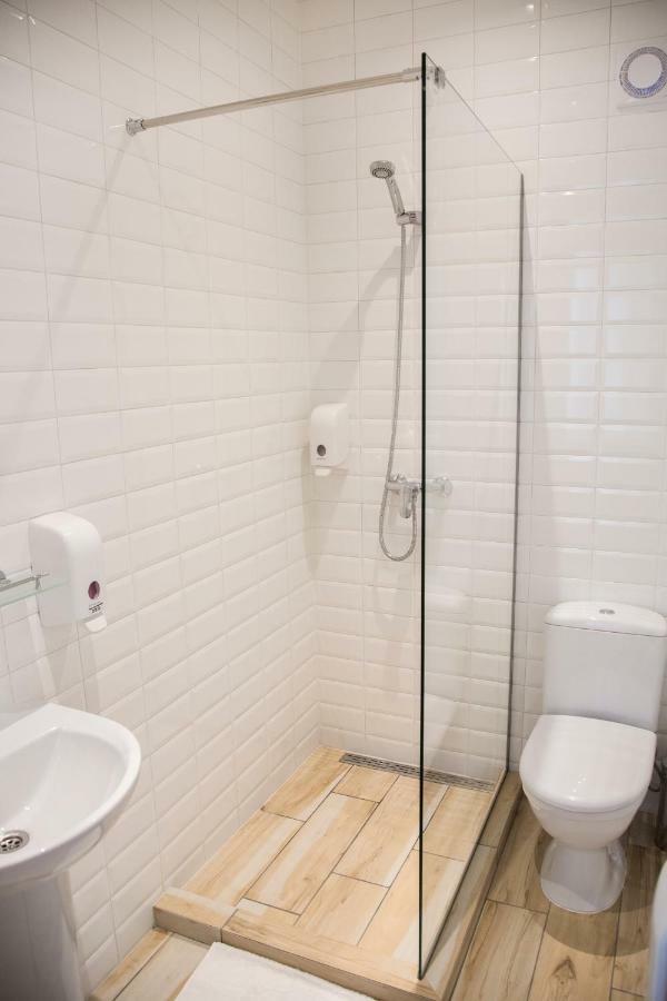 Vip Hotel Izmajil Exteriör bild